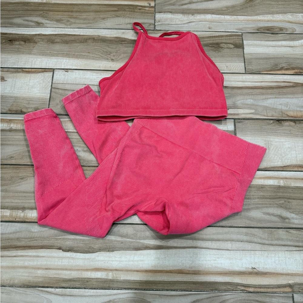 JoyLab Coral Ribbed Activewear Set
